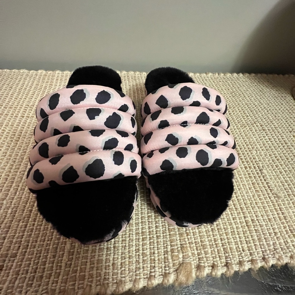 Ugg Slides - image 5